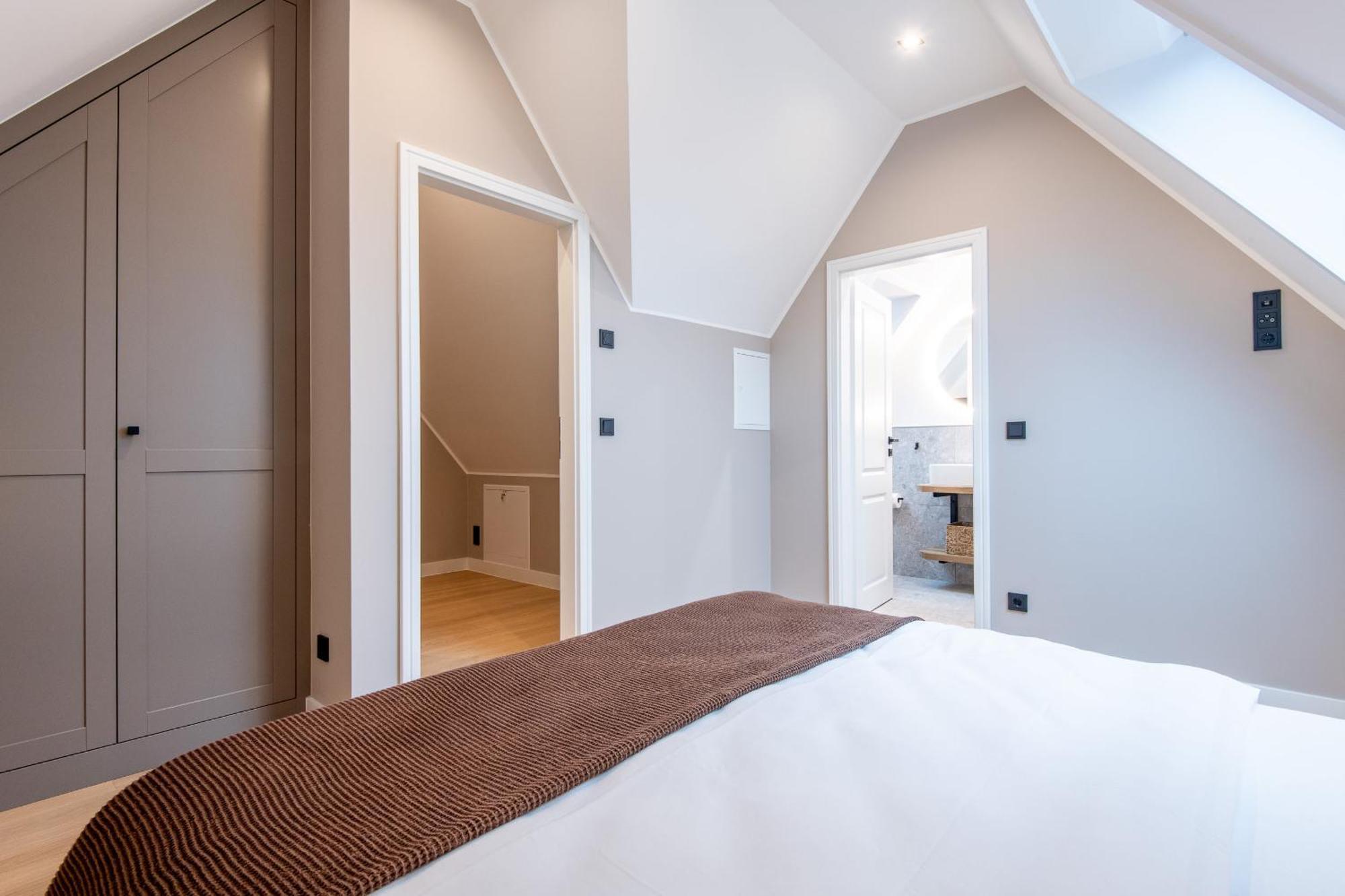 Apartment F27 Living Whg 07 *
